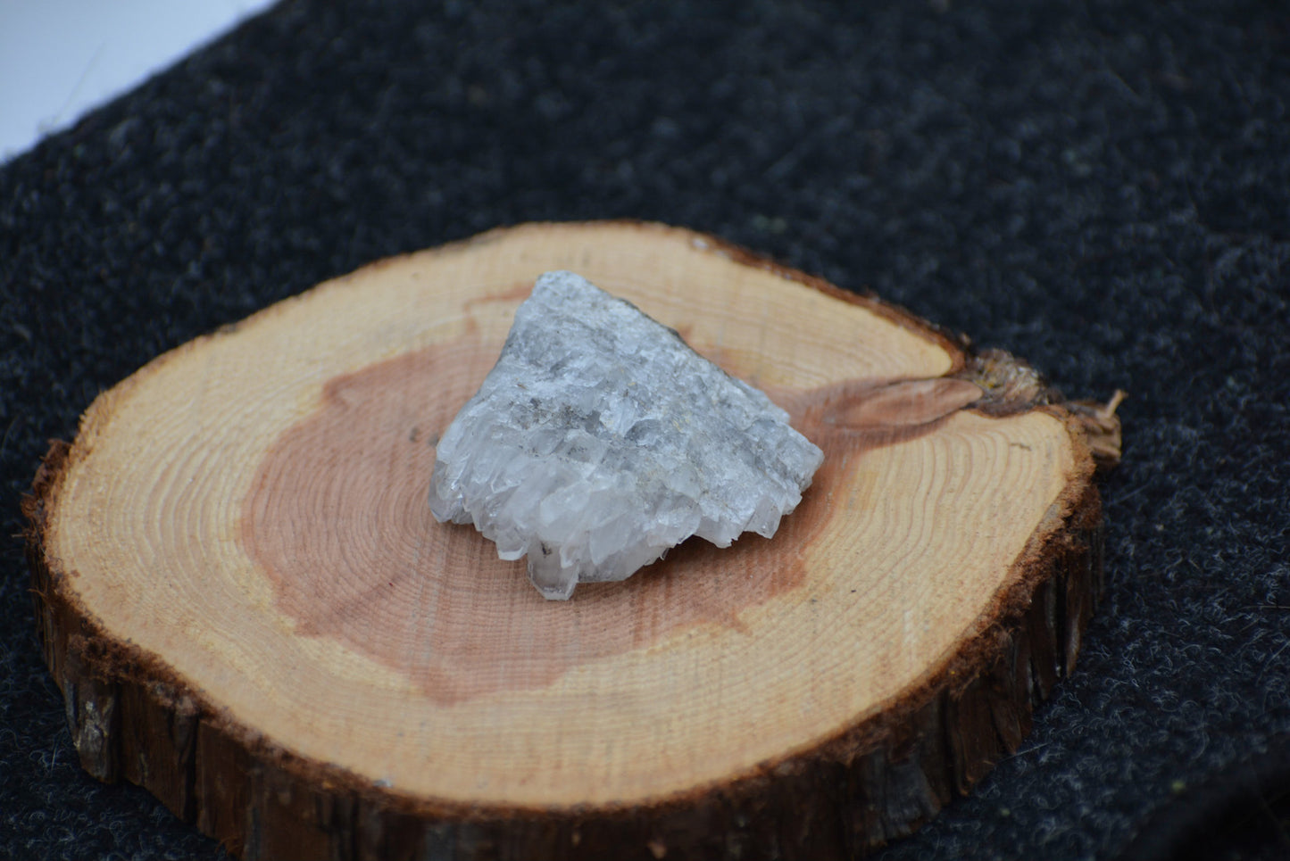 Quartz crystal